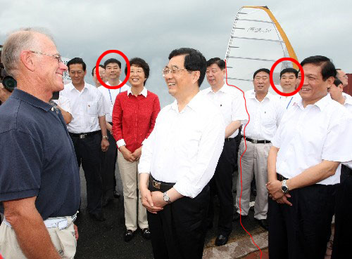 Chinese Media doing photoshop